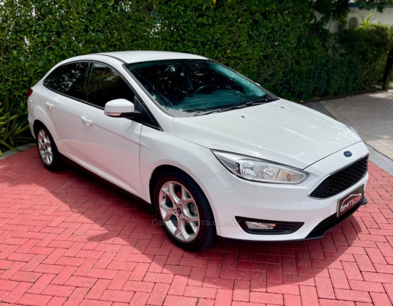 FOCUS 2.0 SE SEDAN 16V FLEX 4P AUTOMÁTICO - 2019 - ROLANTE