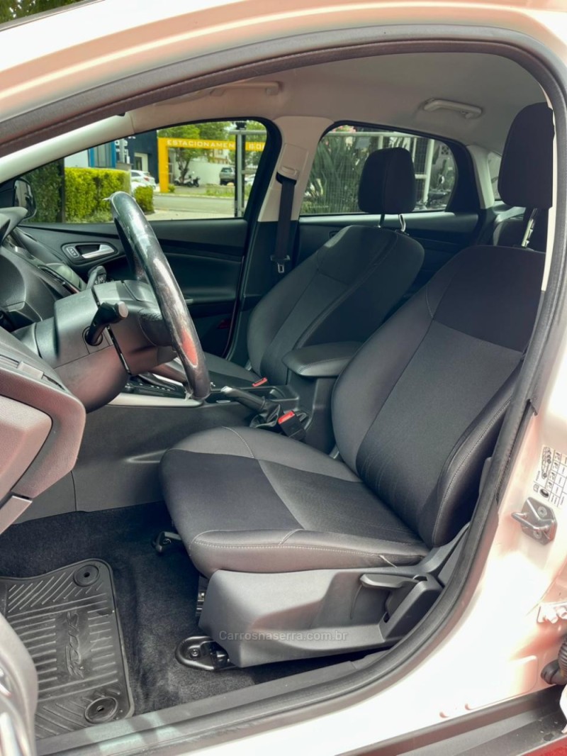 FOCUS 2.0 SE SEDAN 16V FLEX 4P AUTOMÁTICO - 2019 - ROLANTE