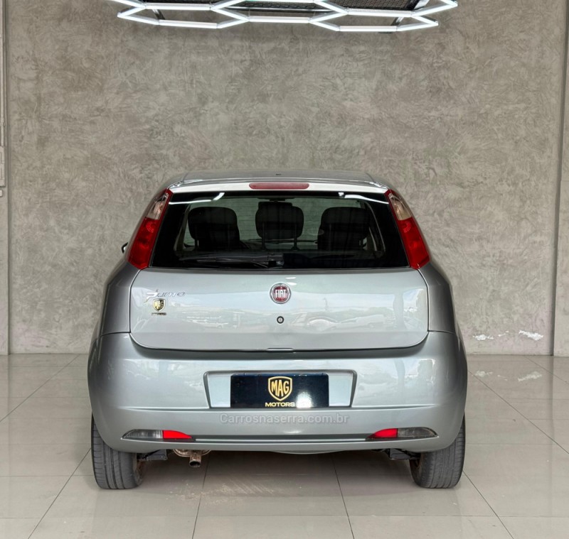 PUNTO 1.4 ATTRACTIVE 8V FLEX 4P MANUAL - 2011 - CAXIAS DO SUL