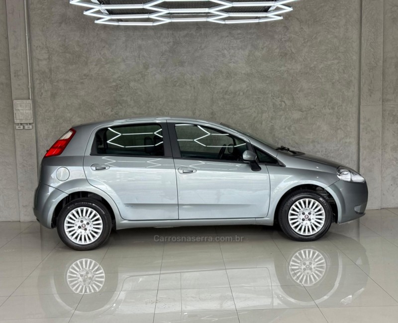 PUNTO 1.4 ATTRACTIVE 8V FLEX 4P MANUAL - 2011 - CAXIAS DO SUL