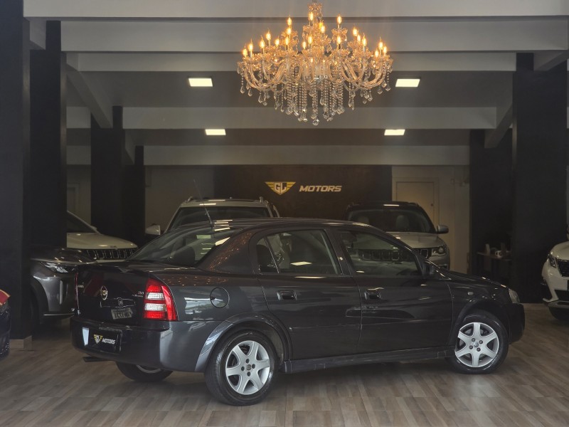 ASTRA 2.0 MPFI ADVANTAGE SEDAN 8V FLEX 4P MANUAL - 2008 - CAXIAS DO SUL