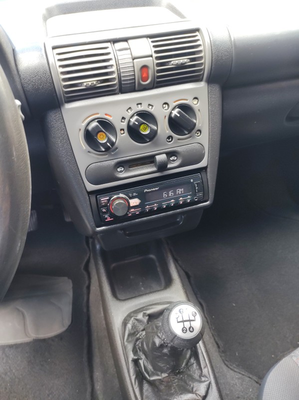 CORSA 1.6 MPFI CLASSIC SEDAN 8V GASOLINA 4P MANUAL - 2004 - VALE REAL