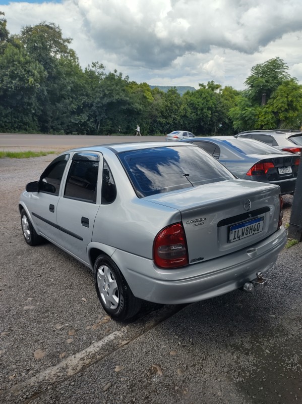 CORSA 1.6 MPFI CLASSIC SEDAN 8V GASOLINA 4P MANUAL - 2004 - VALE REAL