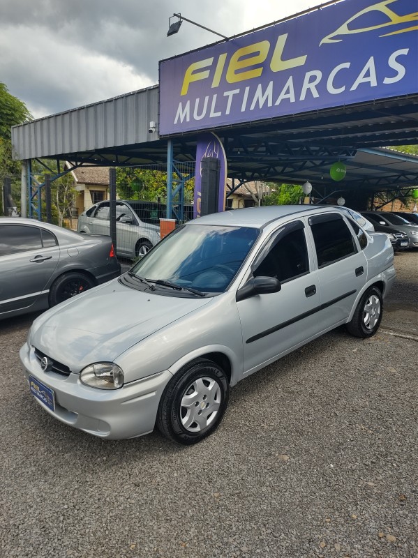 corsa 1.6 mpfi classic sedan 8v gasolina 4p manual 2004 vale real