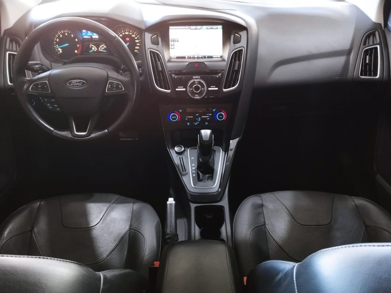 FOCUS 2.0 TITANIUM FASTBACK 16V FLEX 4P AUTOMÁTICO - 2016 - CAXIAS DO SUL