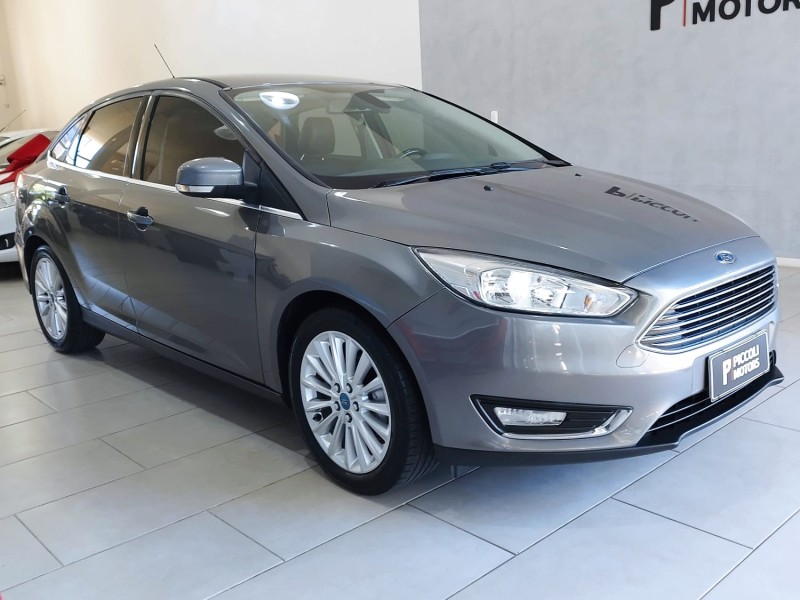 FOCUS 2.0 TITANIUM FASTBACK 16V FLEX 4P AUTOMÁTICO - 2016 - CAXIAS DO SUL