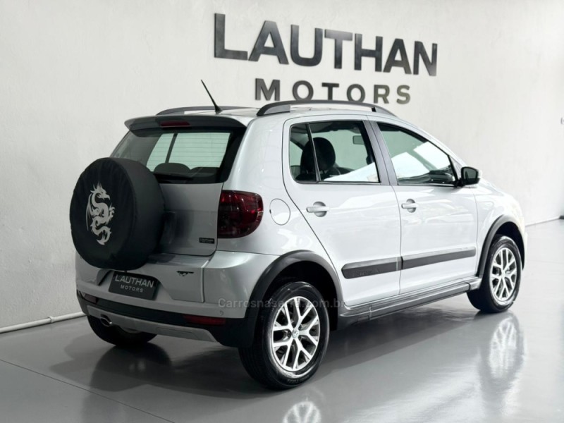 CROSSFOX 1.6 MI FLEX 8V 4P MANUAL - 2014 - NOVO HAMBURGO