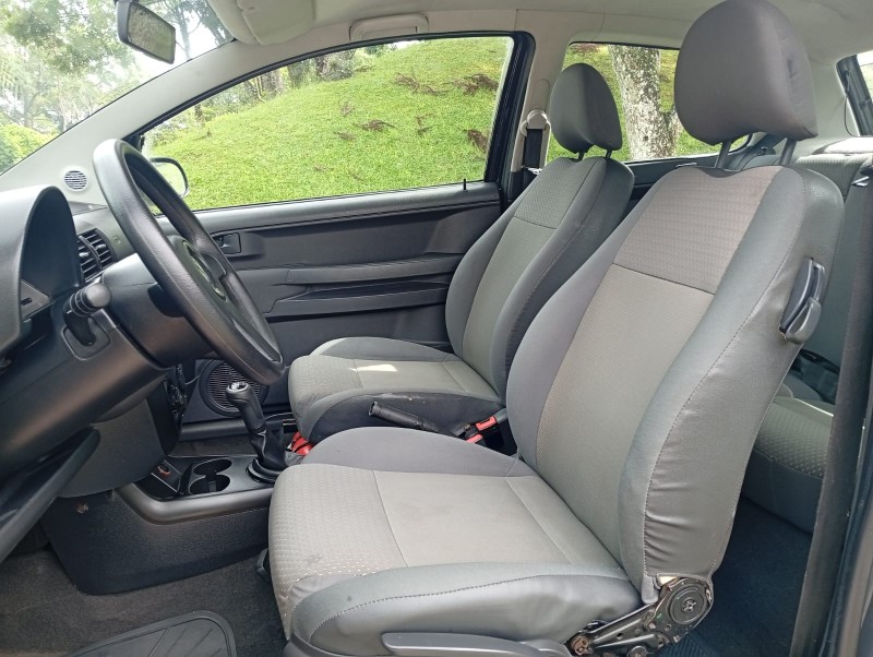 FOX 1.0 MI TREND 8V FLEX 2P MANUAL - 2009 - FARROUPILHA