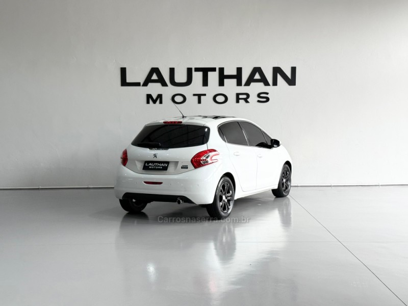 208 1.6 GRIFFE 16V FLEX 4P AUTOMÁTICO - 2015 - NOVO HAMBURGO