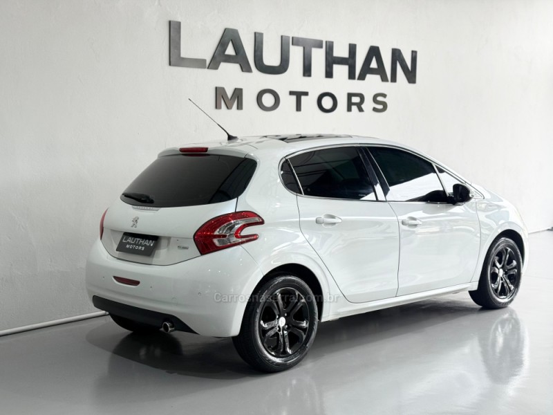 208 1.6 GRIFFE 16V FLEX 4P AUTOMÁTICO - 2015 - NOVO HAMBURGO