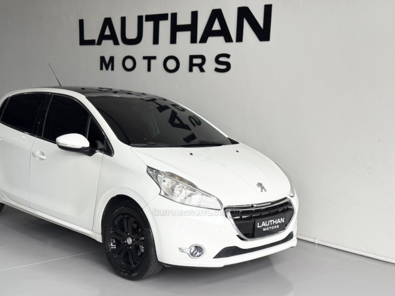 208 1.6 GRIFFE 16V FLEX 4P AUTOMÁTICO - 2015 - NOVO HAMBURGO