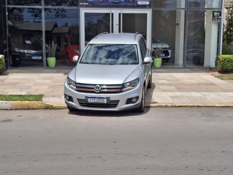 TIGUAN 2.0 TSI 16V TURBO GASOLINA 4P TIPTRONIC - 2012 - FARROUPILHA