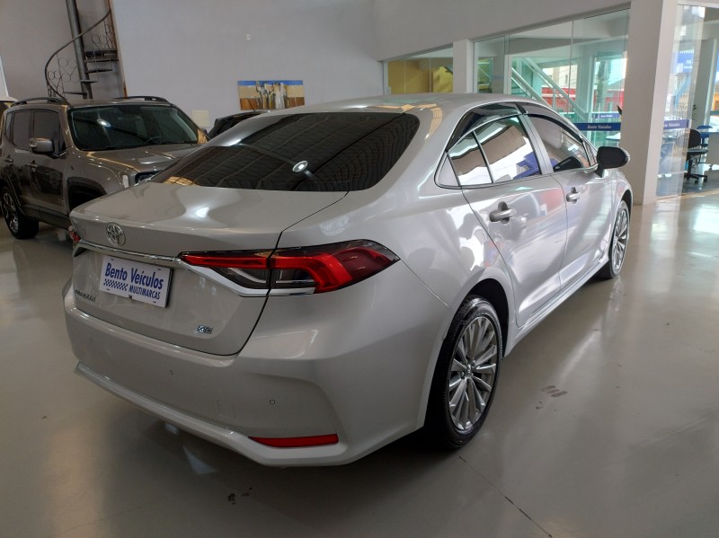 COROLLA 2.0 XEI 16V FLEX 4P AUTOMÁTICO - 2024 - BENTO GONçALVES