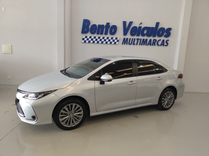 COROLLA 2.0 XEI 16V FLEX 4P AUTOMÁTICO - 2024 - BENTO GONçALVES