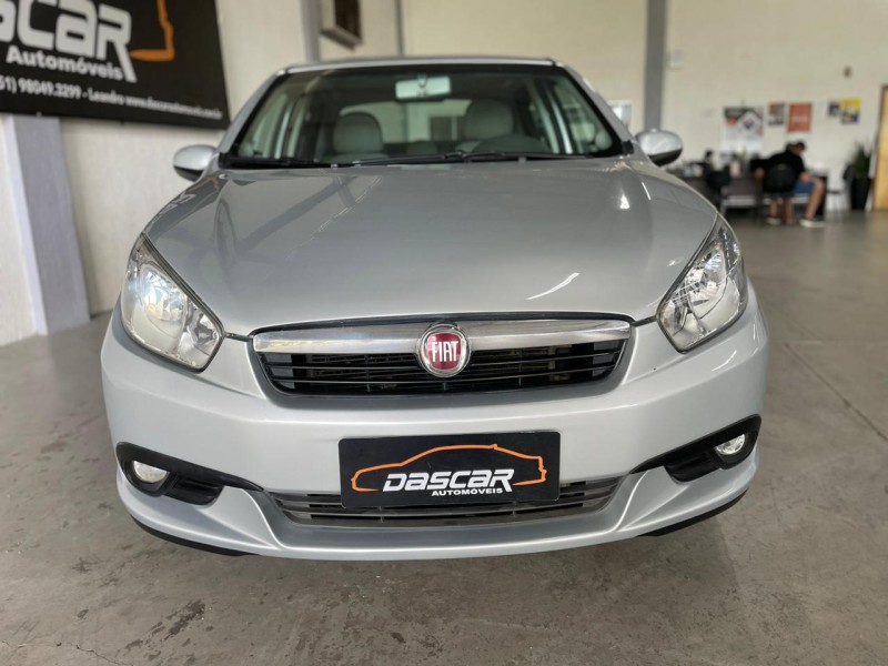 GRAND SIENA 1.6 MPI ESSENCE 16V FLEX 4P MANUAL - 2015 - BOM PRINCíPIO