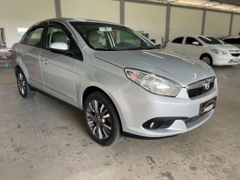 GRAND SIENA 1.6 MPI ESSENCE 16V FLEX 4P MANUAL - 2015 - BOM PRINCíPIO