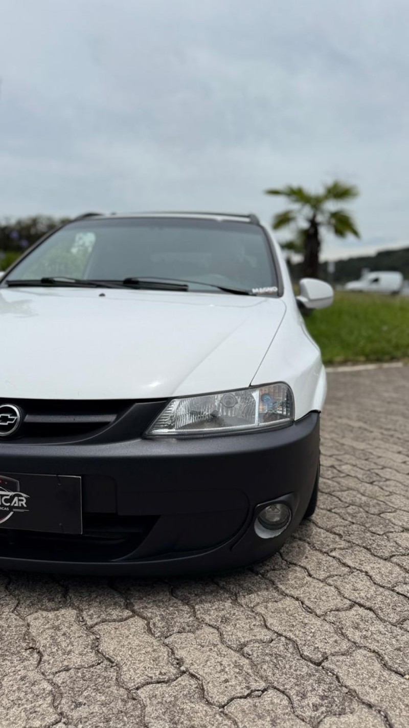 CELTA 1.0 MPFI LIFE 8V FLEX 2P MANUAL - 2005 - CAXIAS DO SUL