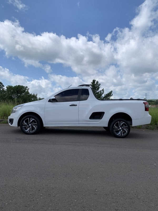 MONTANA 1.4 MPFI LS CS 8V FLEX 2P MANUAL - 2014 - SãO SEBASTIãO DO CAí