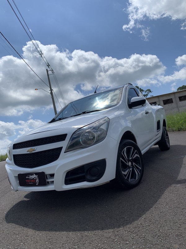 montana 1.4 mpfi ls cs 8v flex 2p manual 2014 sao sebastiao do cai
