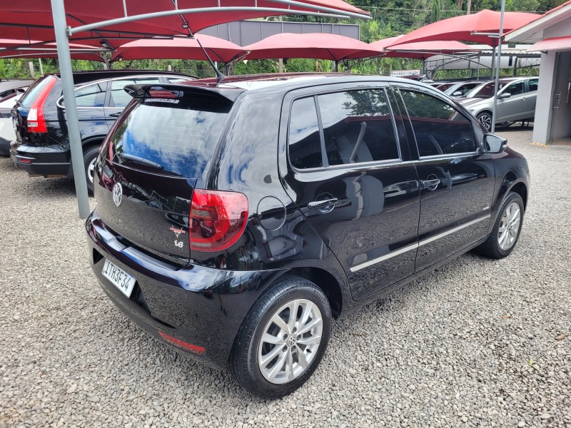 FOX 1.6 MI PRIME 8V FLEX 4P MANUAL - 2013 - CARLOS BARBOSA