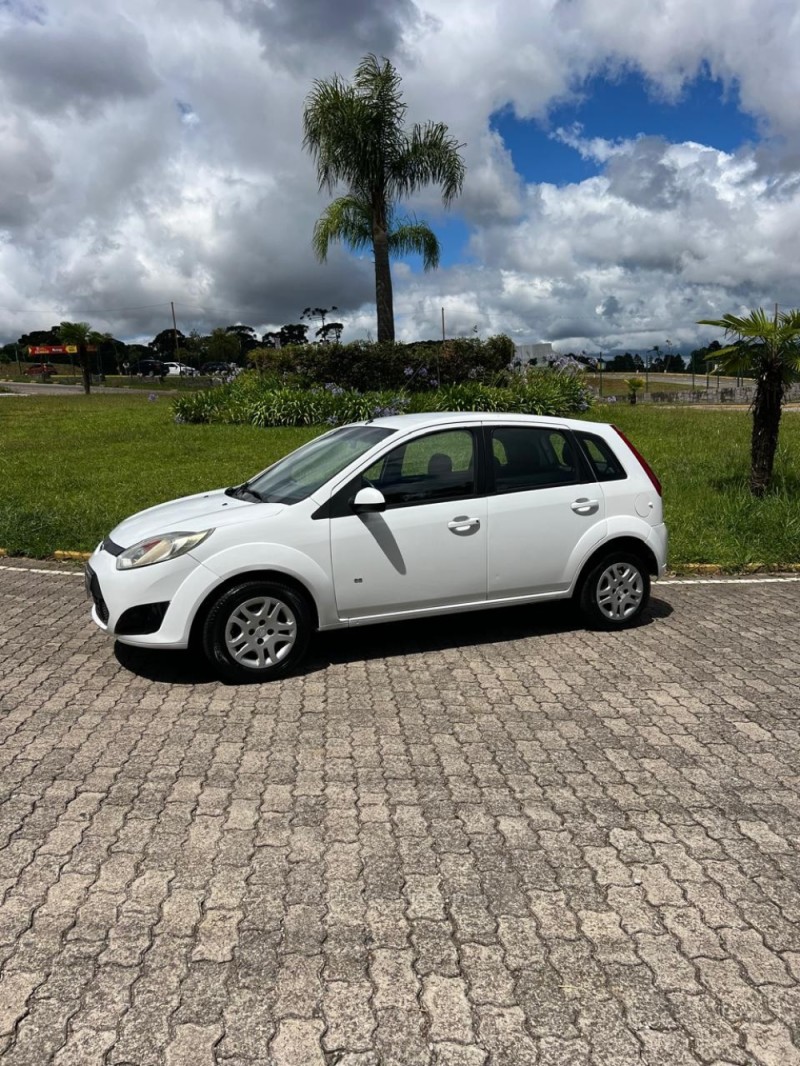 FIESTA 1.6 ROCAM HATCH 8V FLEX 4P MANUAL - 2014 - CAXIAS DO SUL