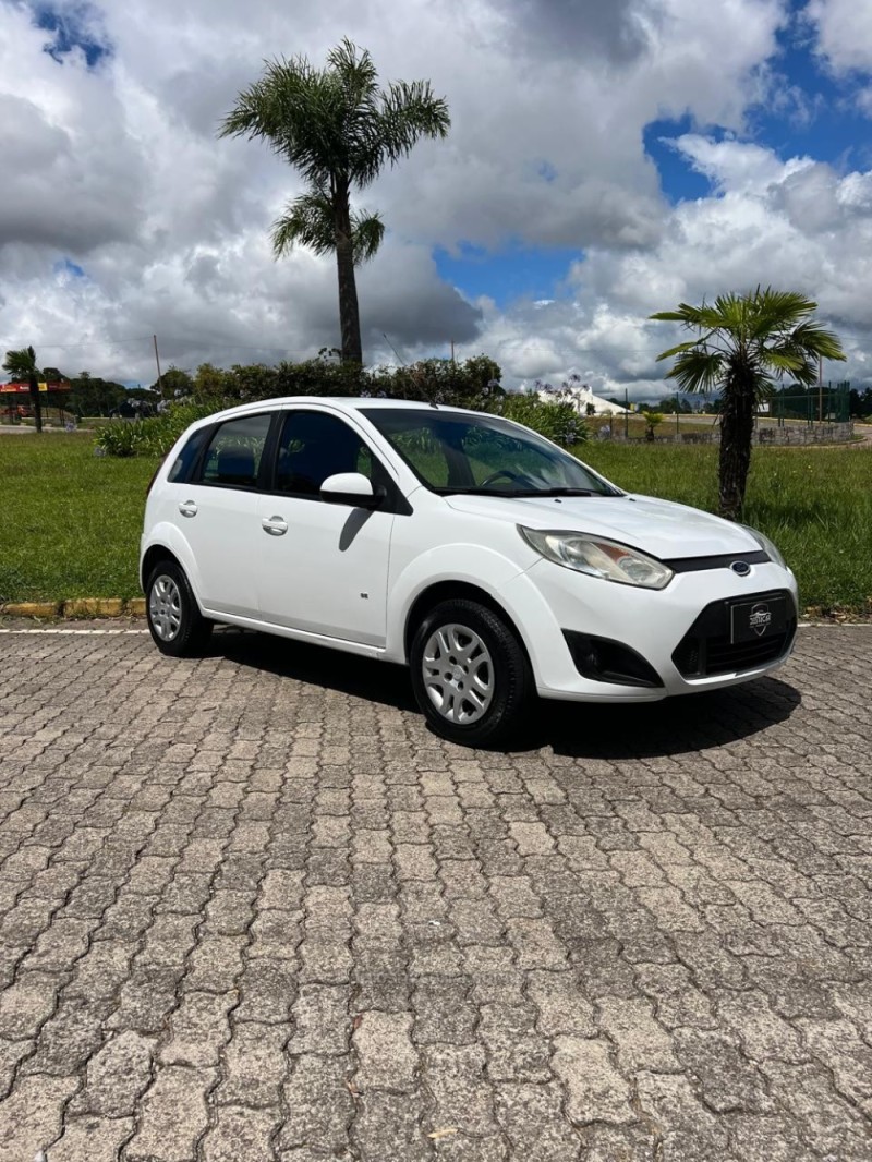 FIESTA 1.6 ROCAM HATCH 8V FLEX 4P MANUAL - 2014 - CAXIAS DO SUL