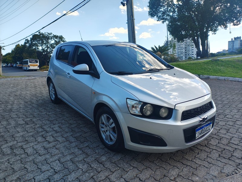 SONIC 1.6 LT 16V FLEX 4P MANUAL - 2013 - BENTO GONçALVES