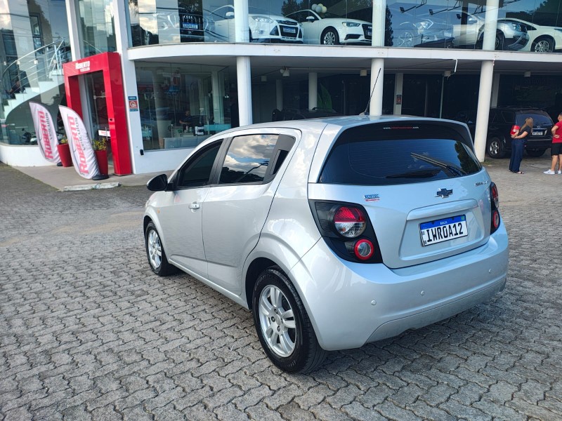 SONIC 1.6 LT 16V FLEX 4P MANUAL - 2013 - BENTO GONçALVES