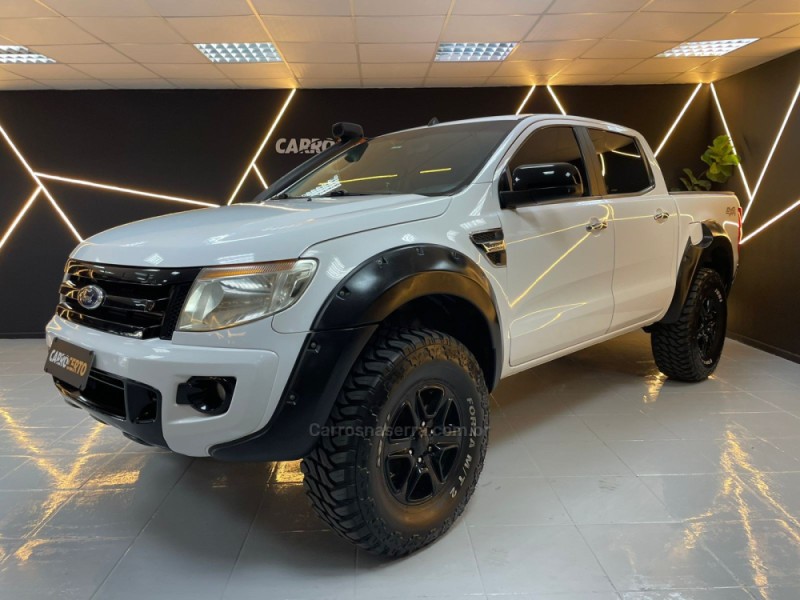 RANGER 3.2 XLT 4X4 CD 20V DIESEL 4P AUTOMÁTICO - 2015 - NOVO HAMBURGO