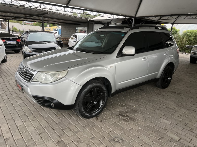 forester 2.0 lx 4x4 16v gasolina 4p automatico 2009 caxias do sul