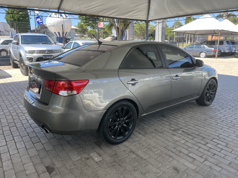 CERATO 1.6 SX3 16V GASOLINA 4P AUTOMÁTICO - 2011 - CAXIAS DO SUL