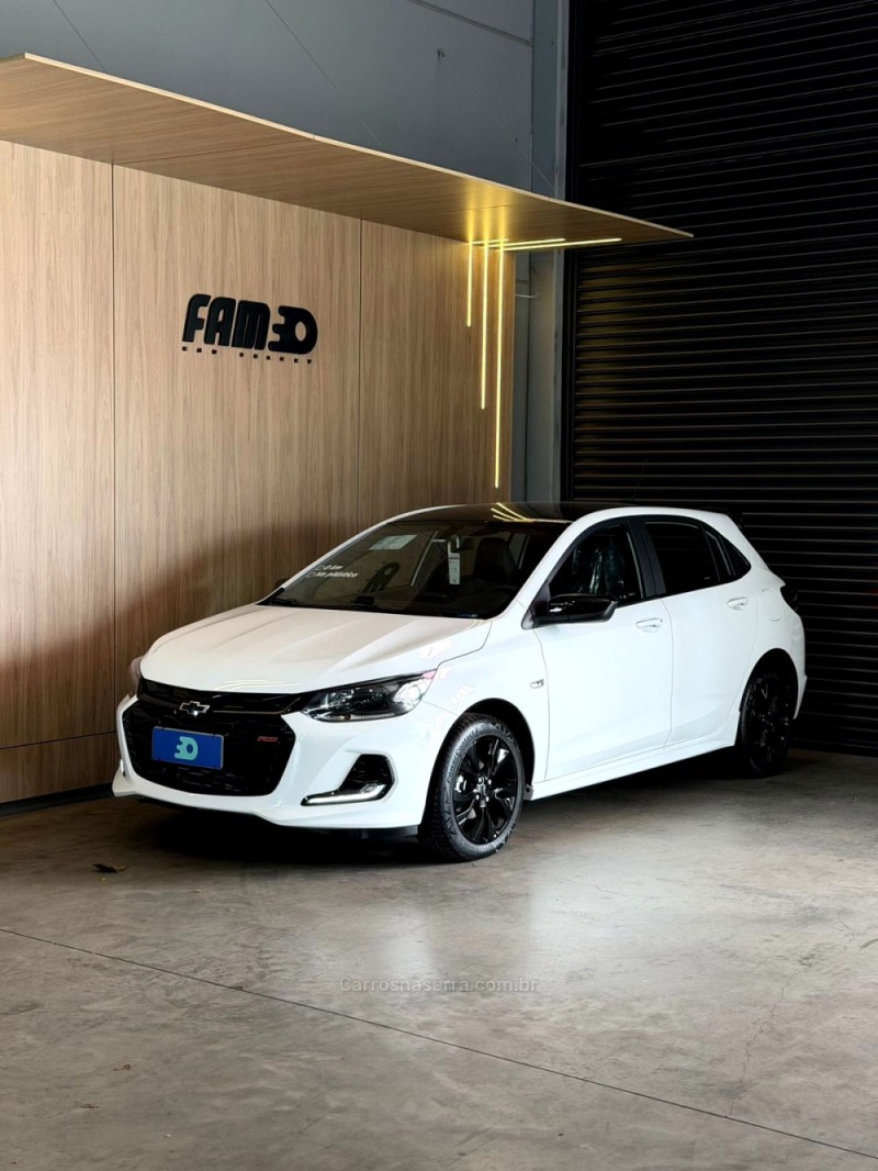 ONIX 1.0 HATCH RS 12V TURBO 4P AUTOMÁTICO - 2025 - LAJEADO