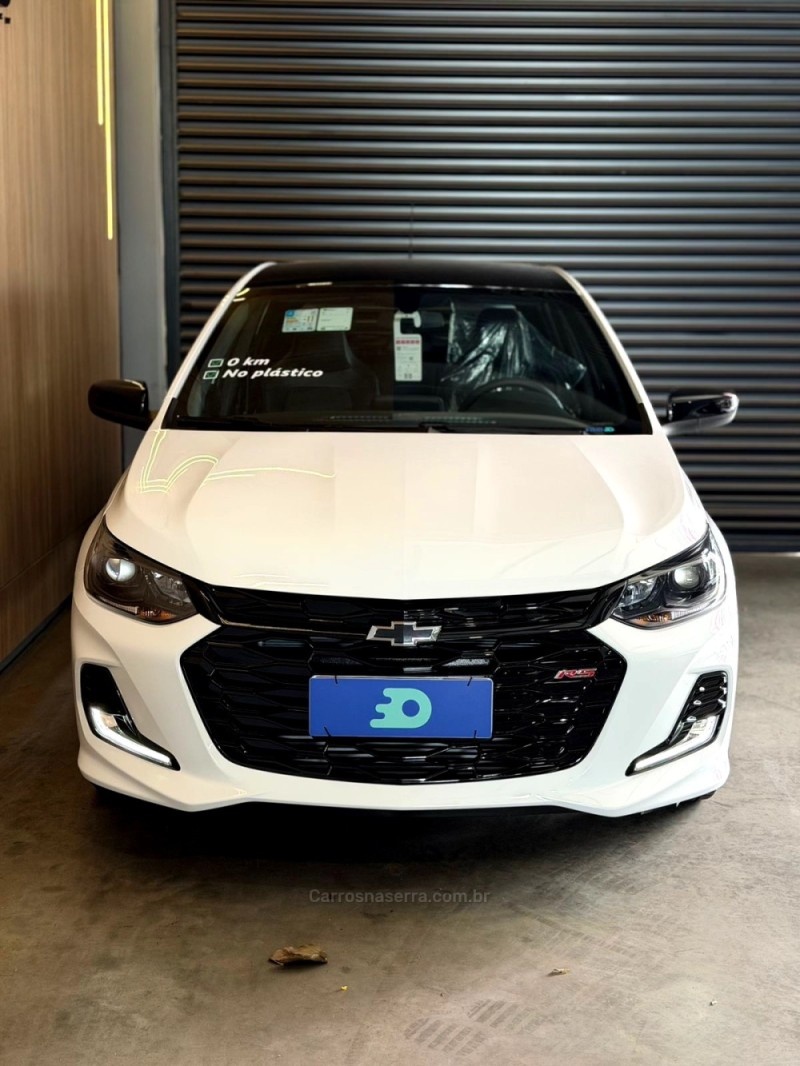 ONIX 1.0 HATCH RS 12V TURBO 4P AUTOMÁTICO - 2025 - LAJEADO