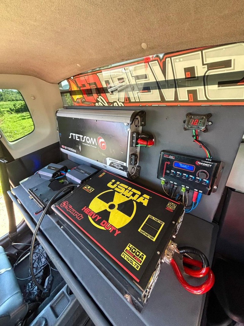 SAVEIRO 1.6 MI CE 8V FLEX 2P MANUAL G.V - 2011 - CAXIAS DO SUL