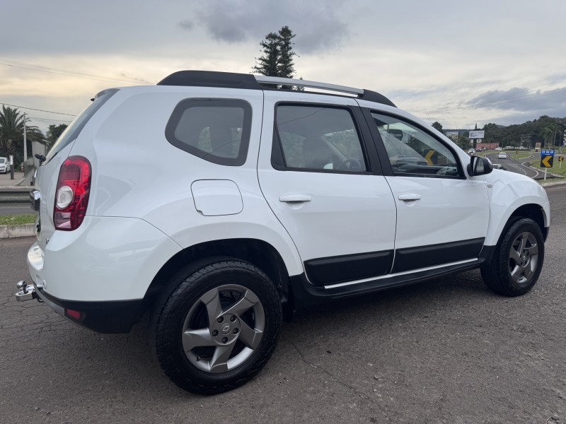 DUSTER 2.0 TECH ROAD II 4X4 16V FLEX 4P MANUAL - 2014 - DOIS IRMãOS