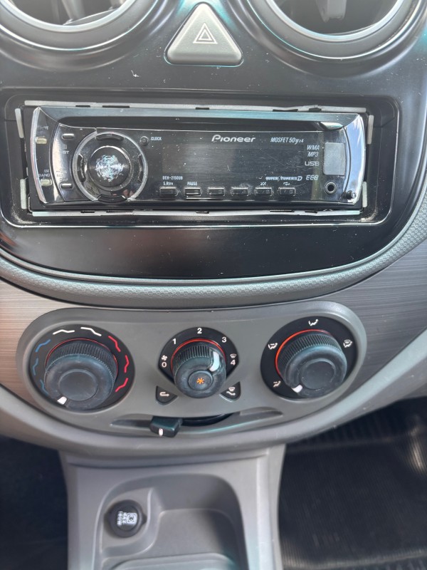 PALIO 1.0 MPI ATTRACTIVE 8V FLEX 4P MANUAL - 2014 - CAXIAS DO SUL