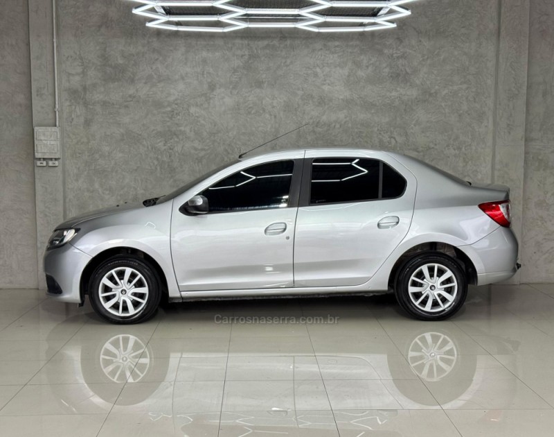 LOGAN 1.6 EXPRESSION 8V HI-FLEX 4P MANUAL - 2015 - CAXIAS DO SUL