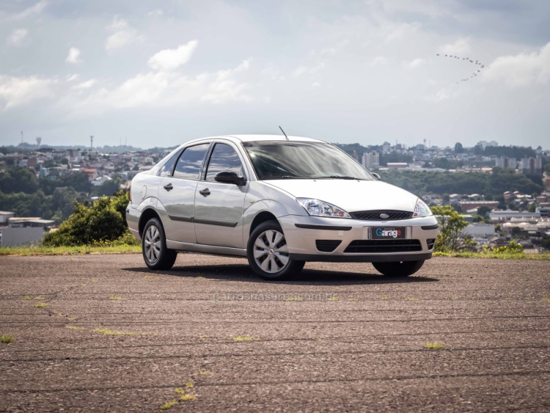 focus 1.6 8v gasolina 4p manual 2008 caxias do sul