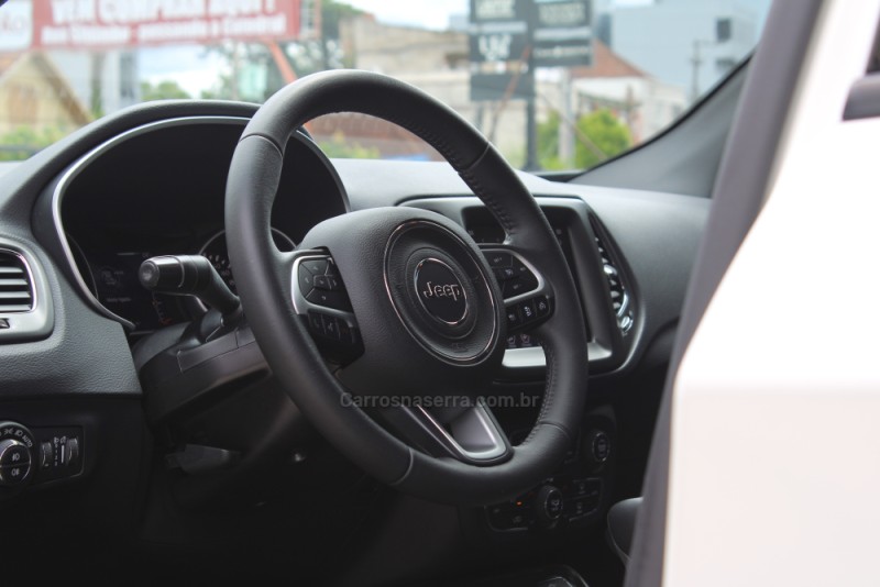 COMPASS 2.0 16V FLEX SPORT AUTOMÁTICO - 2020 - CAXIAS DO SUL