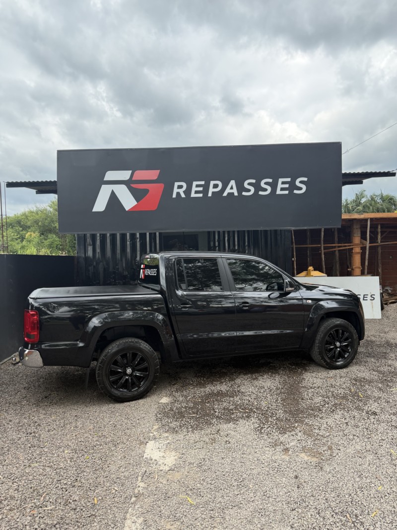 AMAROK 2.0 HIGHLINE 4X4 CD 16V TURBO INTERCOOLER DIESEL 4P MANUAL - 2011 - PORTãO