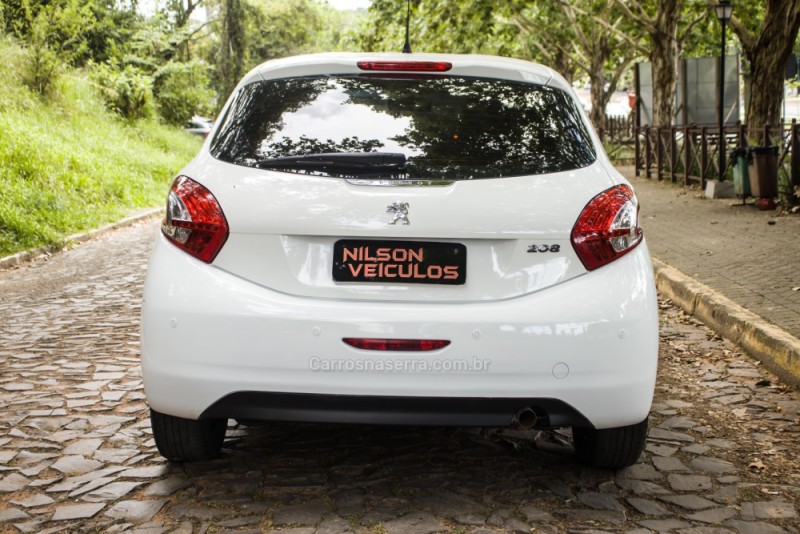 208 1.5 ACTIVE 8V FLEX 4P MANUAL - 2014 - NOVO HAMBURGO