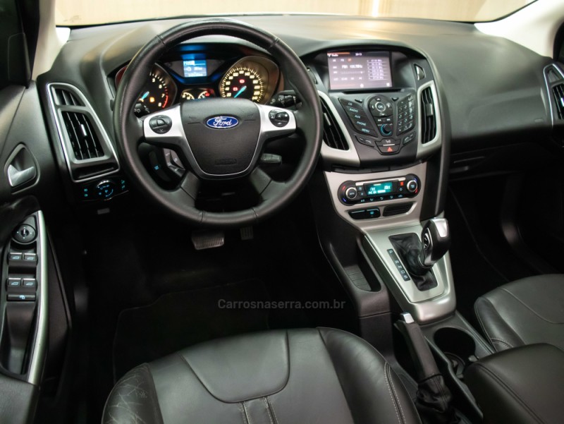 FOCUS 2.0 S SEDAN 16V FLEX 4P AUTOMÁTICO - 2015 - CAXIAS DO SUL