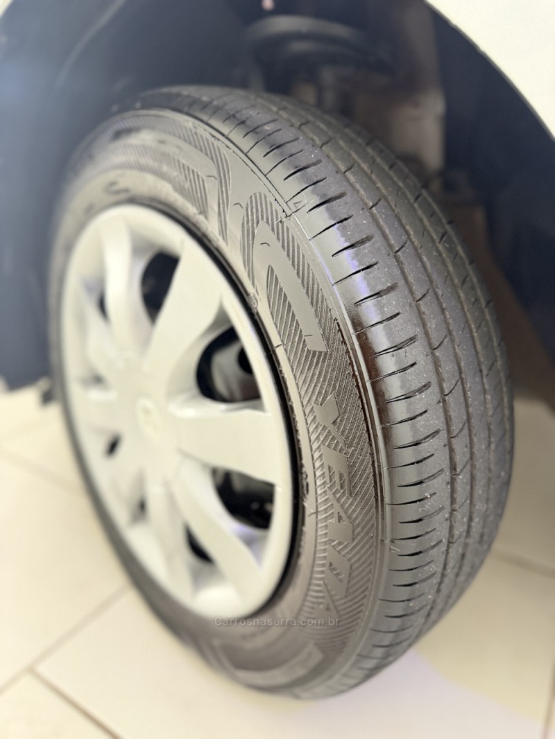 LOGAN 1.0 LIFE 12V FLEX 4P MANUAL - 2022 - CAXIAS DO SUL