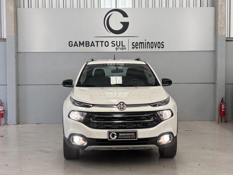 toro 2.0 16v volcano at9 4x4 flex 4p automatico 2018 bento goncalves