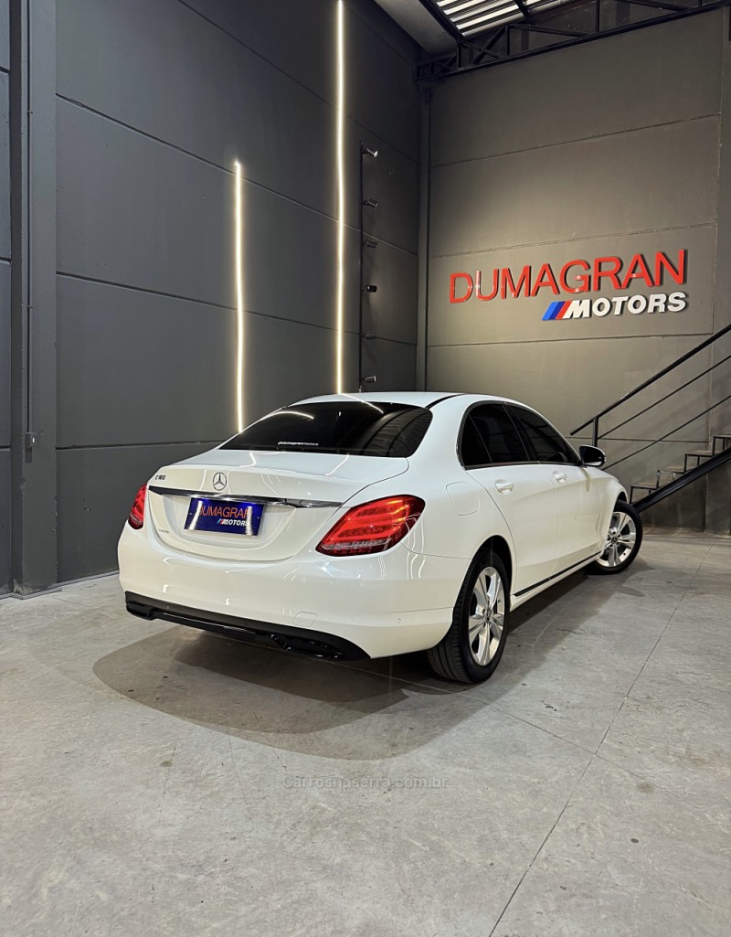 C 180 1.6 CGI AVANTGARDE 16V TURBO GASOLINA 4P AUTOMÁTICO - 2018 - PASSO FUNDO