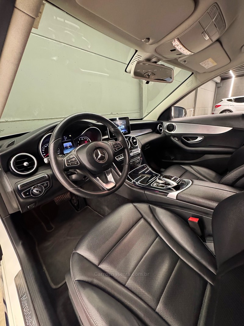 C 180 1.6 CGI AVANTGARDE 16V TURBO GASOLINA 4P AUTOMÁTICO - 2018 - PASSO FUNDO