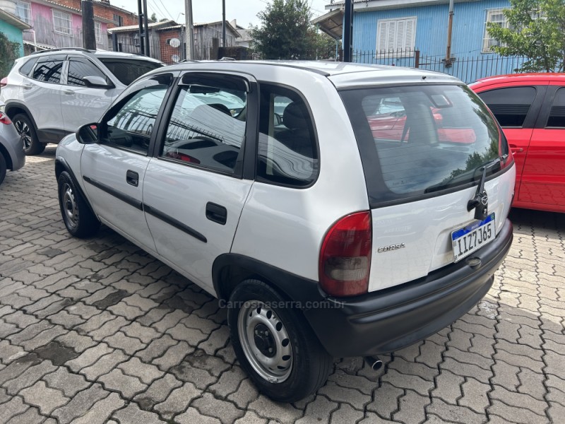 CORSA 1.0 MPFI 8V GASOLINA 4P MANUAL - 1999 - CAXIAS DO SUL