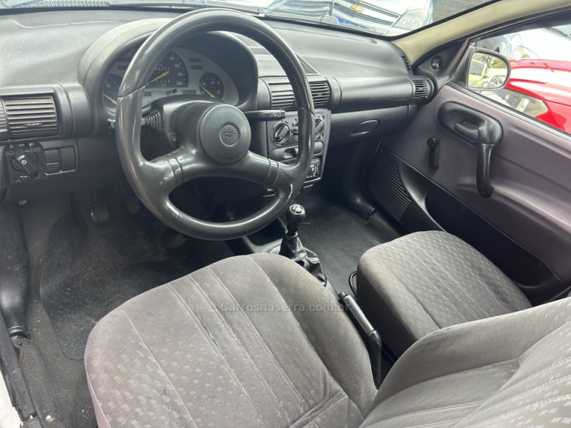 CORSA 1.0 MPFI 8V GASOLINA 4P MANUAL - 1999 - CAXIAS DO SUL