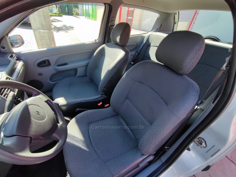 CLIO 1.0 CAMPUS 16V FLEX 2P MANUAL - 2009 - FARROUPILHA