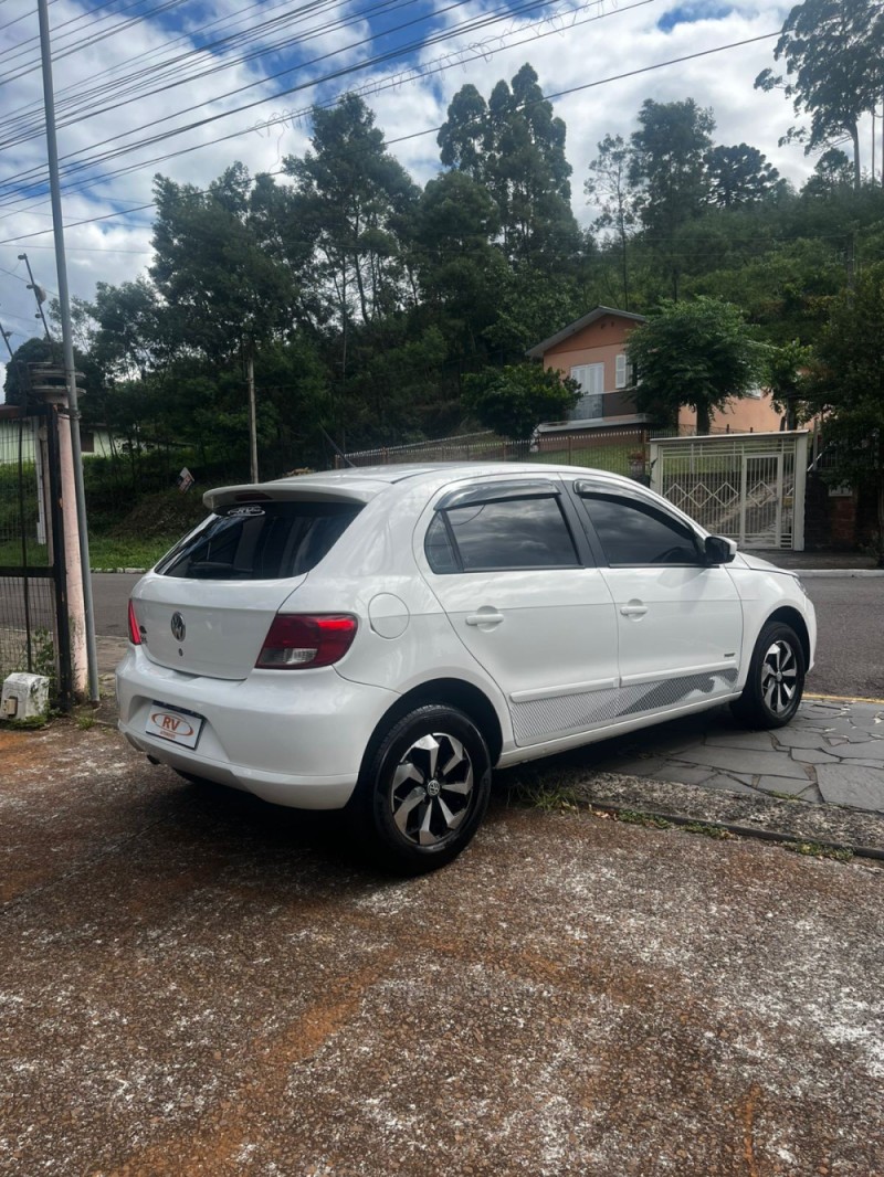 GOL 1.0 MI TREND 8V FLEX 4P MANUAL - 2012 - CARLOS BARBOSA